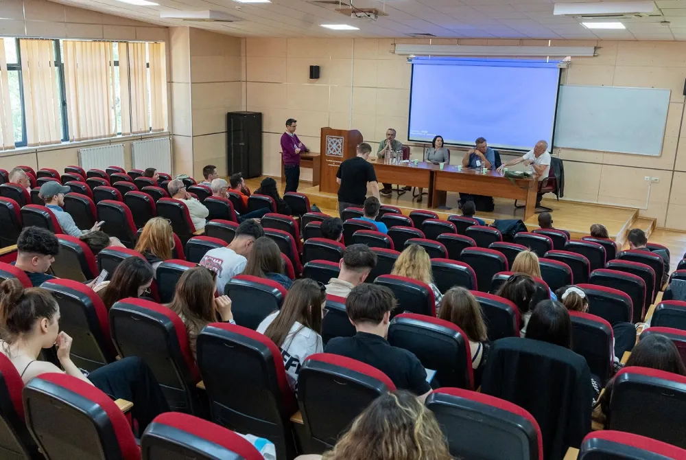 Universitatea din București (UNIBUC)